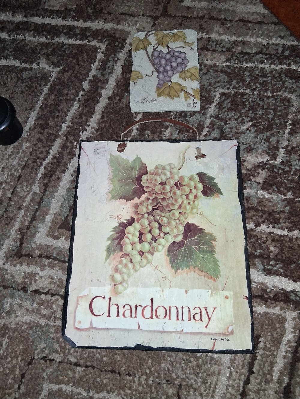 Chardonnay Grape Wall Plaque - Vintage Vineyard Art